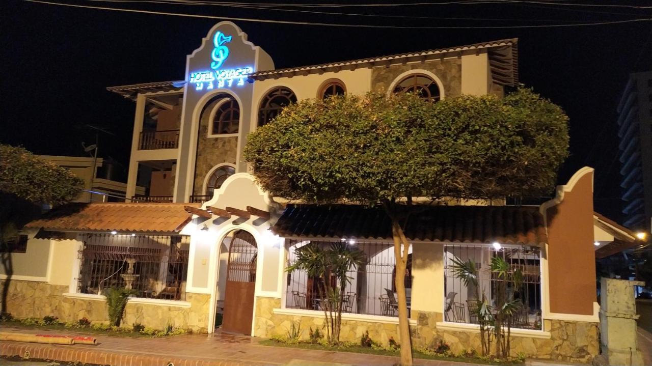 Hotel Voyager Manta Exterior foto
