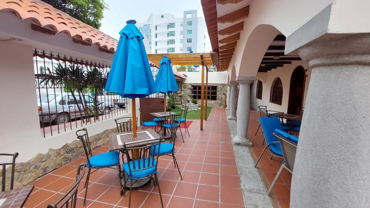 Hotel Voyager Manta Exterior foto